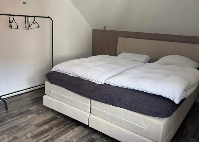 Licata Trade Fair - Messezimmer